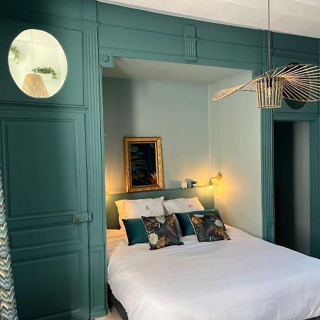 Bed and Breakfast Aux Remparts De Montreuil Montreuil  Esterno foto